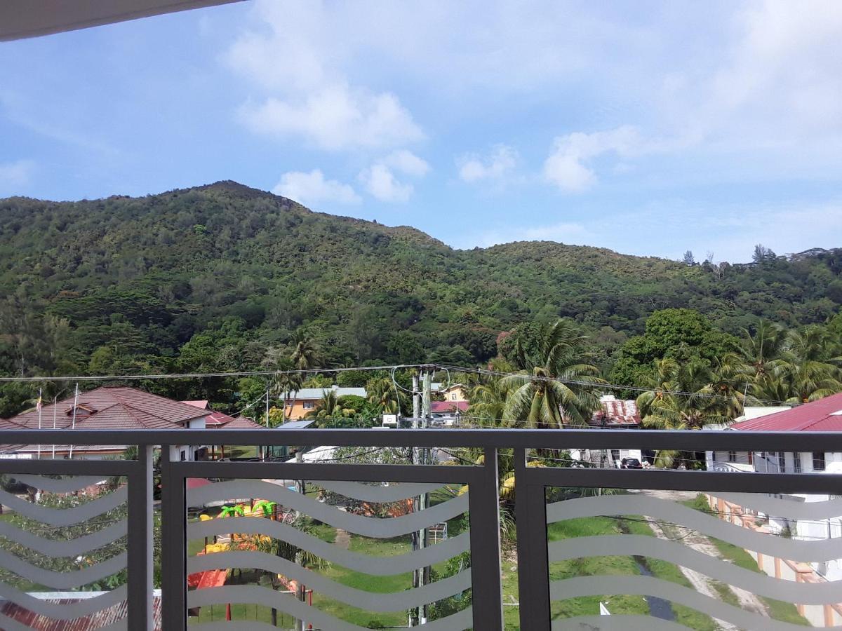 Diamond Plaza 3*